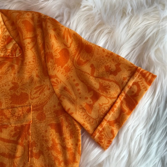 1970s Vintage Floral Groovy Collared Short Sleeve - Picture 6 of 10